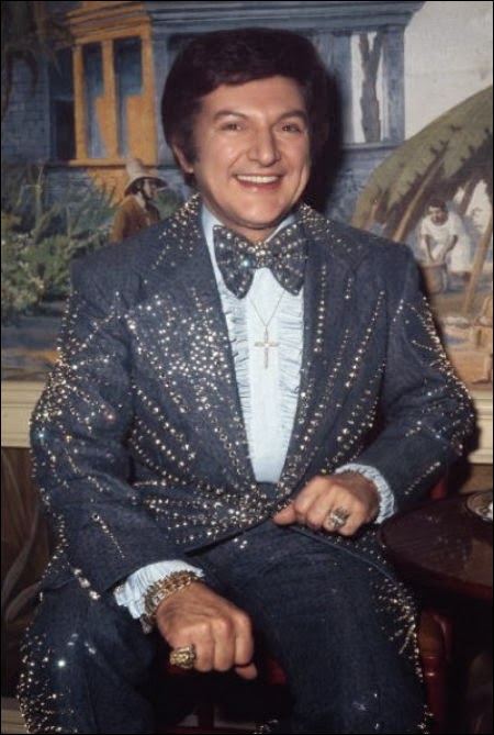 To get a Liberace look