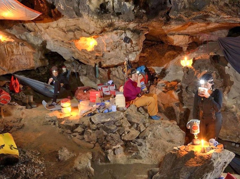 Er Wang Dong Cave