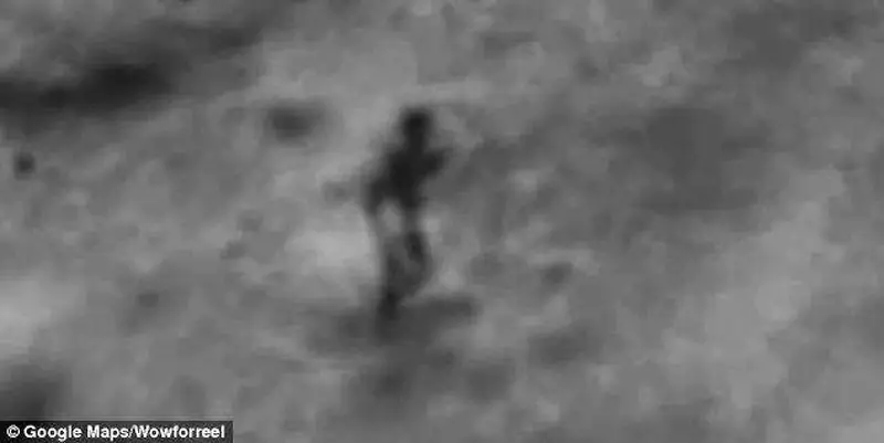 Shadow Of Alien Like Creature Sighted On The Moon