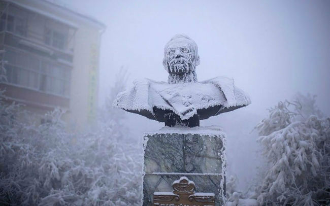 A statue of Lenin in Yakutsk