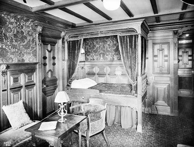 First class parlour suite