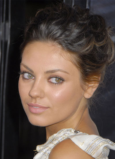 Mila Kunis has “heterochromia”
