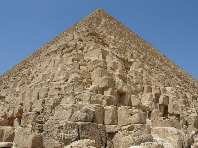 2 Million stone blocks use in construction of the great pyramid of giza