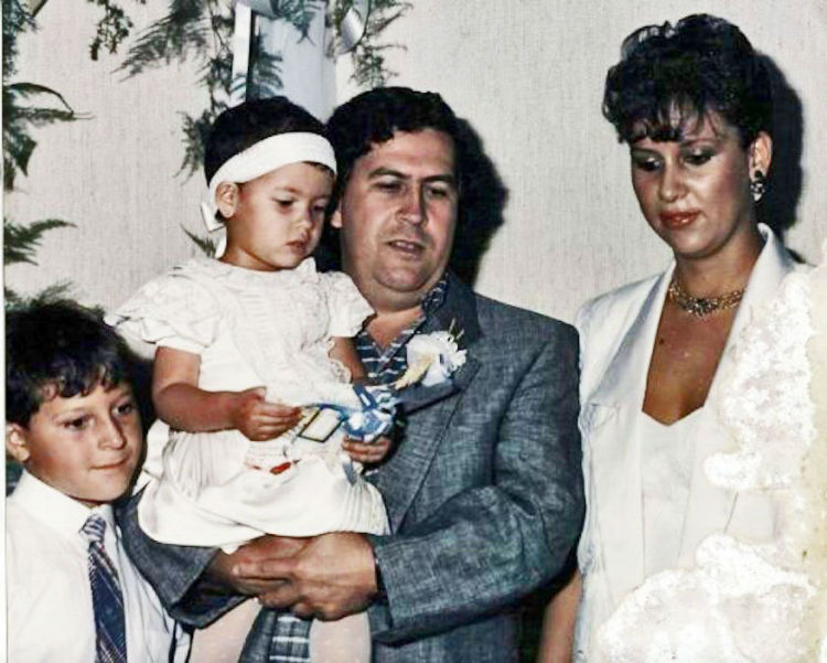 Family picture of Pablo Escobar