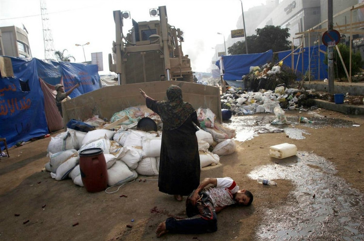 Cairo woman with bulldozer