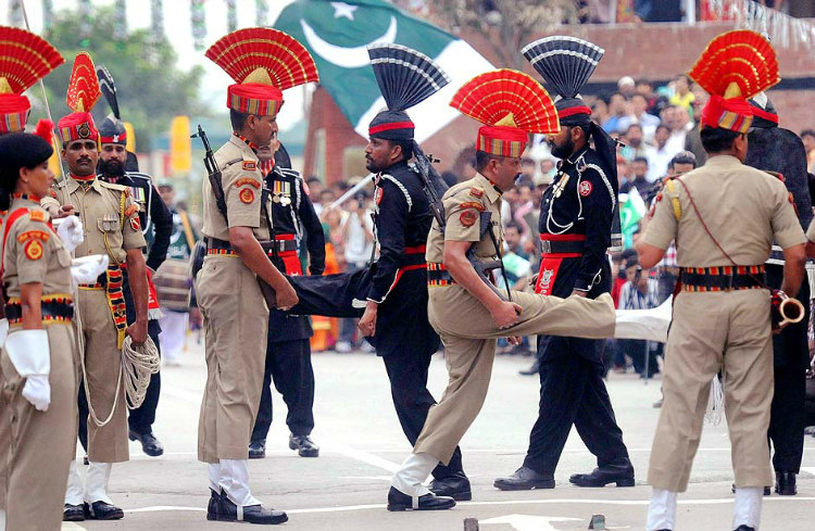India-Pakistan Border Closing Cremony