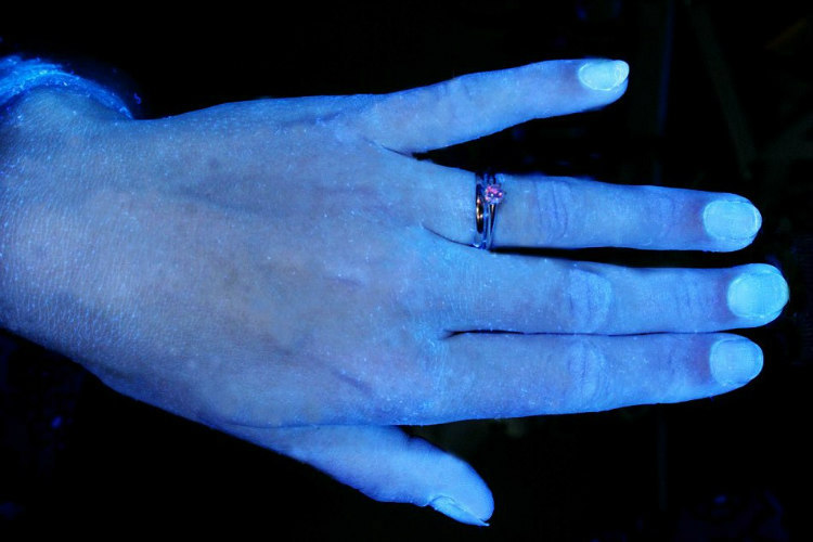 Hands and Hygiene - Tested with Glo Germ Gel Under UV Light (6)