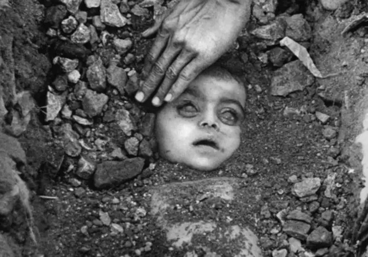 Burial of Unknown Child, Bhopal