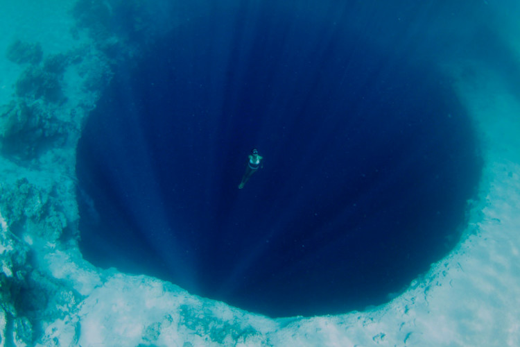 Dean's Blue Hole