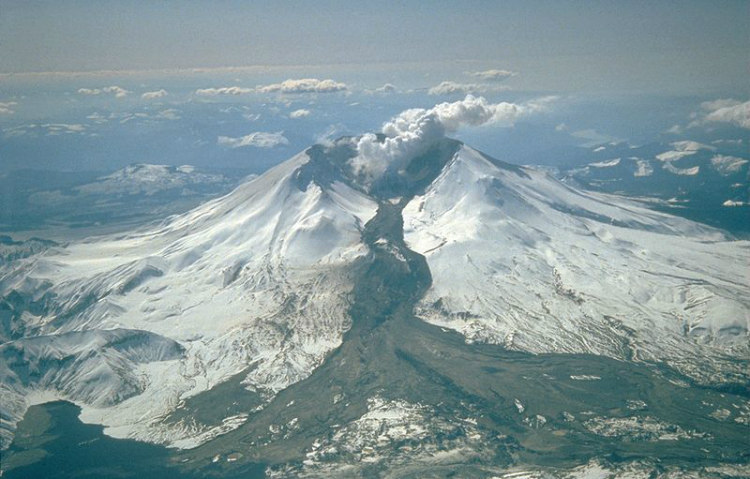 Nevado del Ruiz Volcano