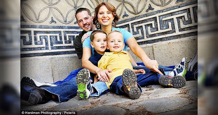 Susan Powell with her husband and kids