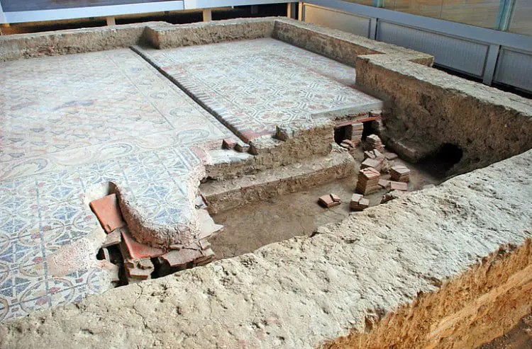 Roman Villa with Space for Hot Air Circulation Under the Floor