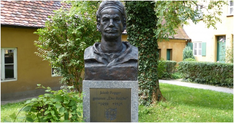 A statue commemorating Jakob Fugger, the founder of Fuggerei.