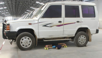 Picture Indian 5 year old girl skated under 27 cars and set up a world record