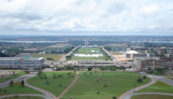 Picture 160 cars can drive side by side on the Monumental Axis in Brazil.