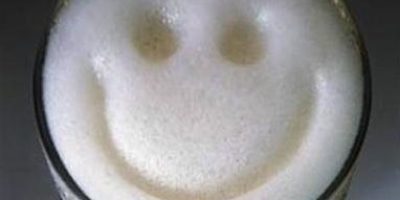 Picture The people who drink alcohol in moderation,end up living longer than the people who don’t drink alcohol at all.