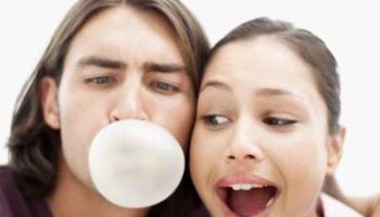 Picture Chewing Gum Can Help Your Brain Function More Efficiently