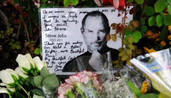 Picture Steve Jobs’ Last Words: “OH WOW. OH WOW. OH WOW.”