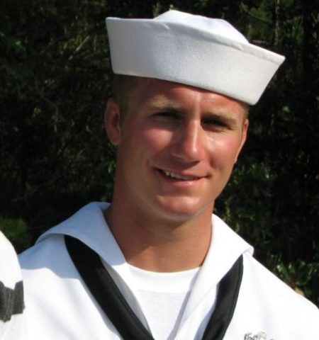 Picture Amazing Love Story In 22 Pictures.