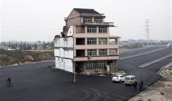 Picture Most Badass Elderly Couple Ever Lives In China.
