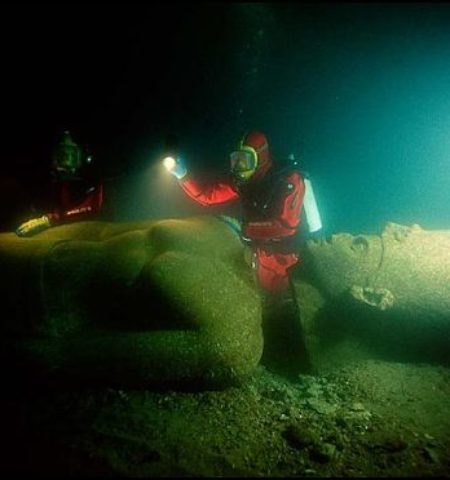 Picture Heracleion: A City Discovered Under Water After 1500 Years.