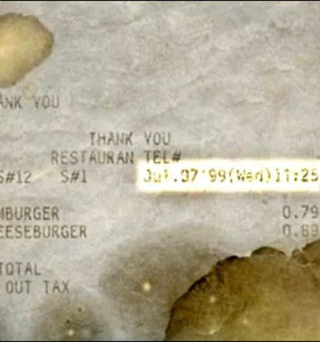 Picture A 14 Year Old Burger Found, Still Looks edible!