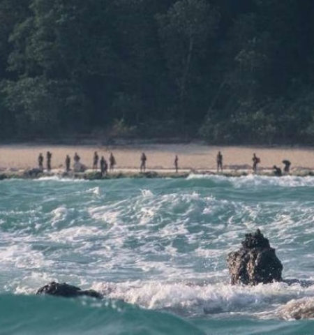 Picture The North Sentinel Island : One of the most isolated and unwelcomed places on the Earth.