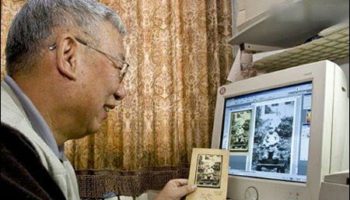 Picture Baojun Yuan: A 76 Years Old Photoshop Master With A Heart Of Gold