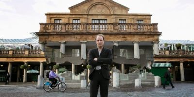 Picture Mind-bending Optical Illusion Suspends This Historical Building In Mid-Air