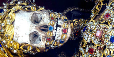 Picture 400-Year-Old Jewel-Encrusted Skeletons Unearthed In Churches Across Europe
