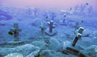 Picture 10 Unbelievably Creepy Tombstones and Memorials