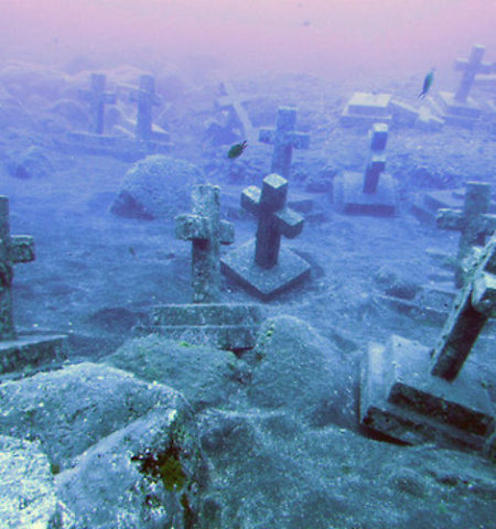 Picture 10 Unbelievably Creepy Tombstones and Memorials