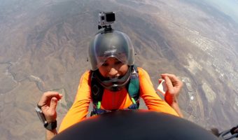 Picture The daring video of a man who proposed to his girlfriend 10,000 ft in the air.