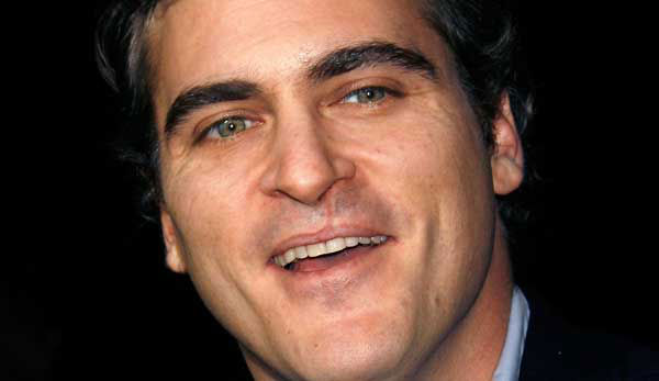 Joaquin Phoenix Facial scar