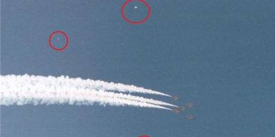 Picture Are We Alone? Top 10 UFO Sightings That Make You Wonder