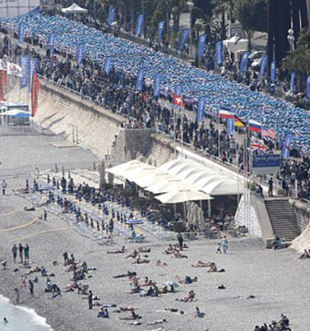 Picture Chinese Billionaire takes 6400 staff to France to celebrate 20th Founding Anniversary of his Tiens Group of Companies