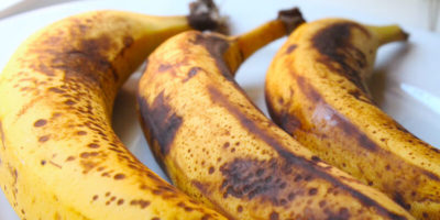 Picture 10 surprising health benefits of eating dark-spotted bananas that will never make you avoid them again