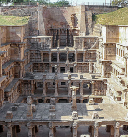 Picture Pictures of 1000 years old Stepwell From India: Constructed by Queen in Memory of Her Husband