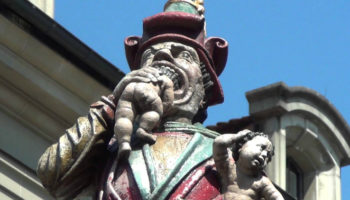 Picture 20 totally messed-up facts from history you never learnt from your school books.