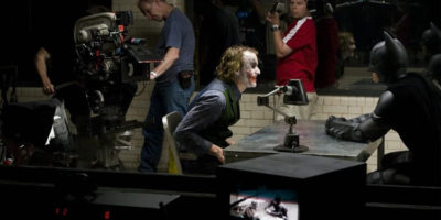 Picture 32 pictures from ‘The Dark Knight’ featuring the unforgettable interrogation scene of “the Joker”