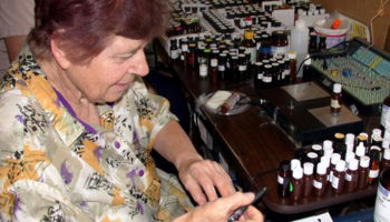 Picture Hulda Clark, the naturopath who famously claimed that, all diseases & cancer was caused by Parasites & hence were curable, dies of Cancer