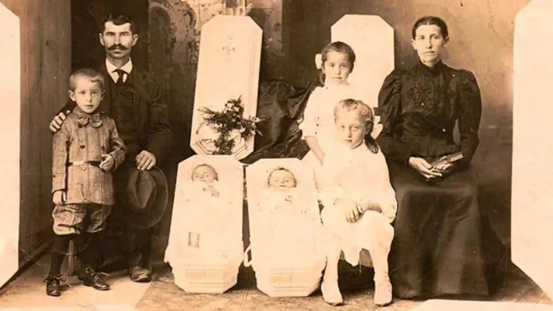 Post-Mortem Photography in Victorian Era