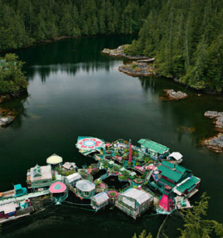 Picture Couple Spends 20 Years Building an Amazing Off-the-Grid Floating Island Home