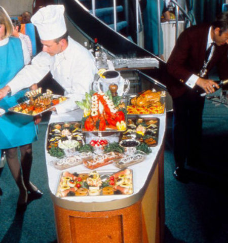 Picture 15 Amazing Vintage Pictures of Scandinavian Airlines Meal Service from 1950s