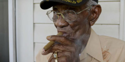 Picture Meet the Oldest War Veteran, Who Smokes Cigars, Drinks Whiskey and Drives His Own Car at the Age of 110