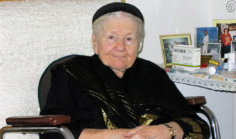Picture Irena Sendler, the Woman Who Smuggled 2,500 Jewish Children out of the Warsaw Ghetto