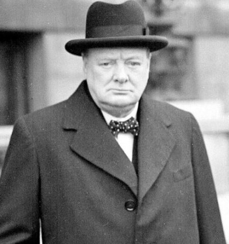 Picture 10 Very Ugly Facts About Famous People