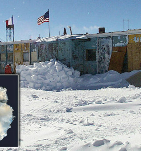 Picture The Lowest Ever Ground Temperature to be Recorded on Earth in Antarctica was −89.2 °C (−128.6 °F)