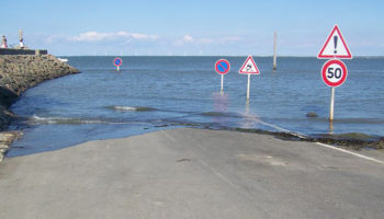 Picture 10 Most Dangerous Roads in the World