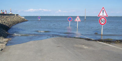 Picture 10 Most Dangerous Roads in the World